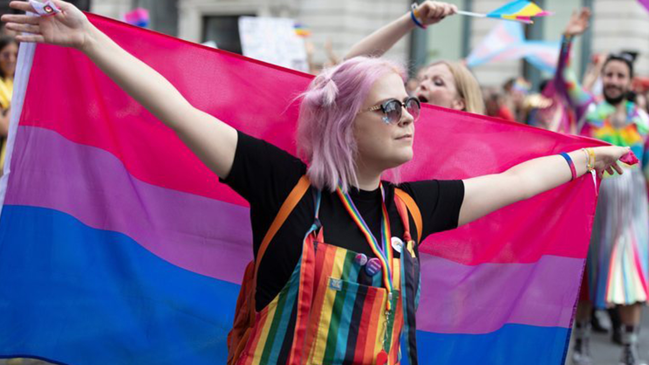 Aseguran que personas bisexuales son más propensas a autolesionarse