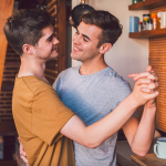 Disfruta las ventajas de SCRUFF PRO