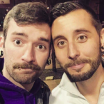 Tom Daley compartió lo que hacen él y su esposo Dustin todas las noches en cama