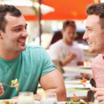 Aprende más sobre tus chicos de SCRUFF