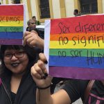 La primera pareja gay de Chile se casa cuando finalmente entra en vigencia el matrimonio igualitario
